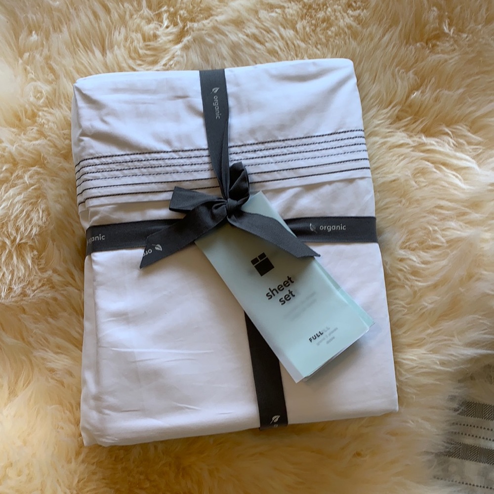 100%organic cotton west elm sheets set full